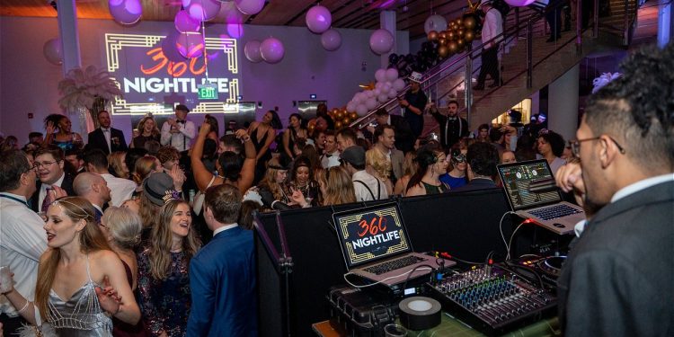Photo of people enjoying the best New Year's Eve gala and party in Washington DC - Capital Gatsby New Year's Eve Gala 2023 - 2024